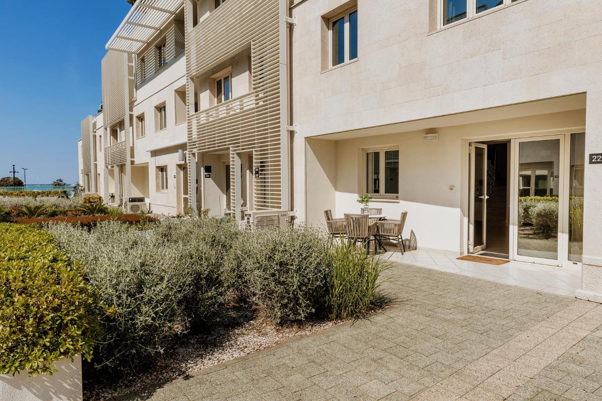 Supreme Apartment Bliss Umag Bagian luar foto